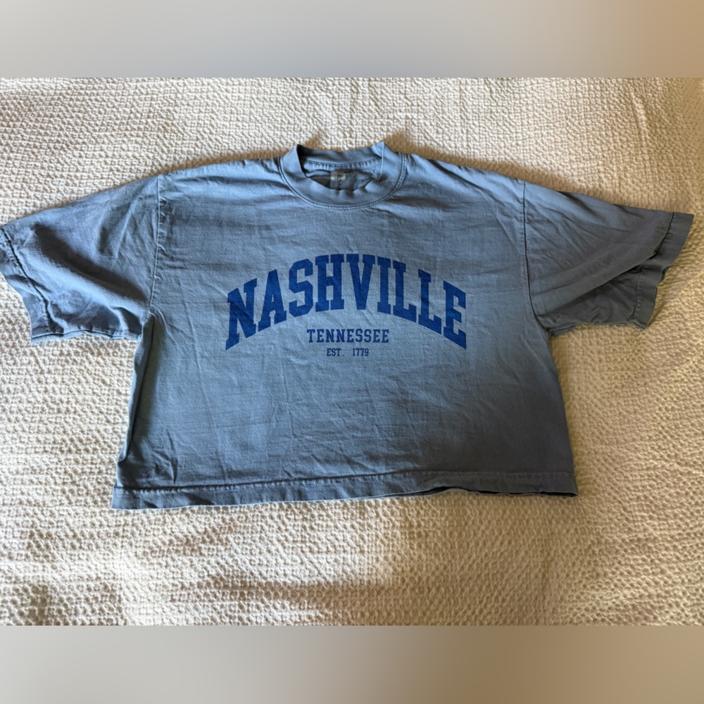 Tennessee Blue cropped Graphic Tee
